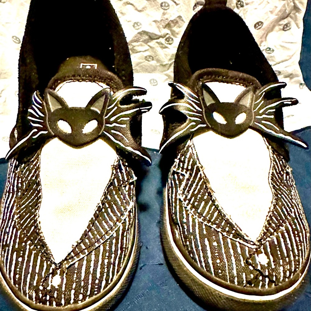 Vans x Disney’s Nightmare Before Christmas Shoes (limited edition 2019)